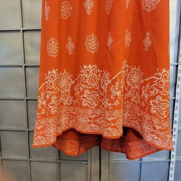 Loft medium orange top. Zipper back with shoulder straps with little pom poms. - Picture 4 of 15